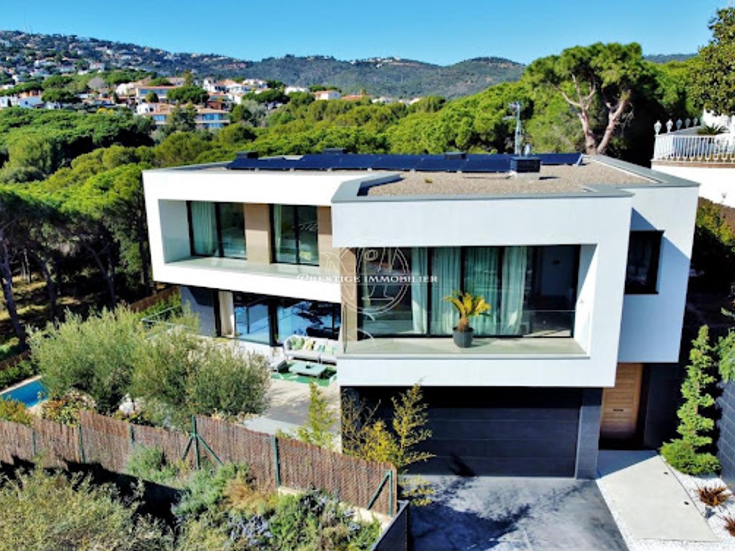 Villa 7 pièces 418 m²