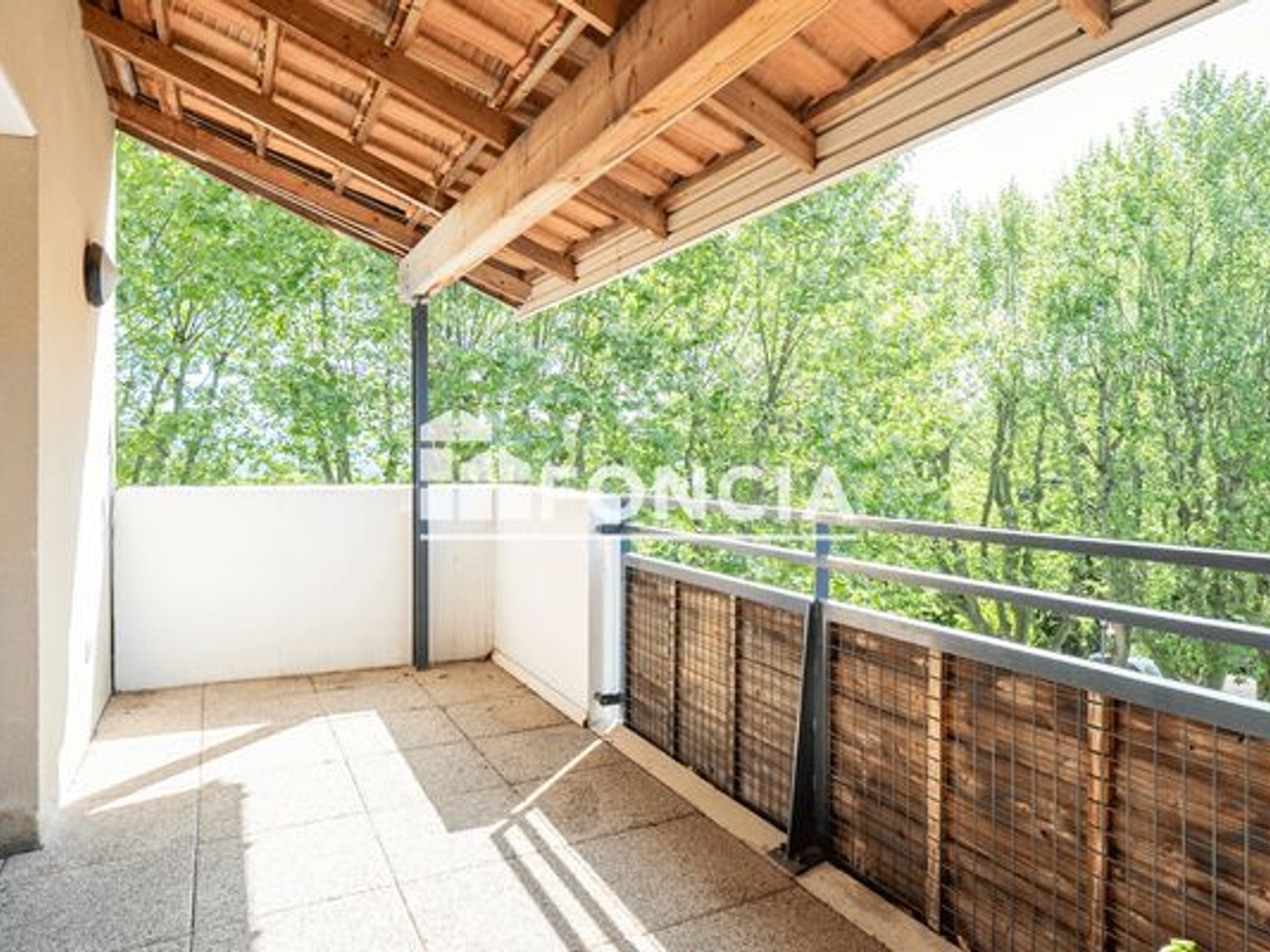 Appartement à vendre - 3 pièces - 64m2 - Meyreuil (13590)