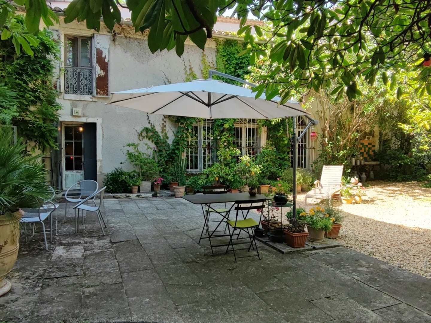 Maison 14 pièces 445 m²