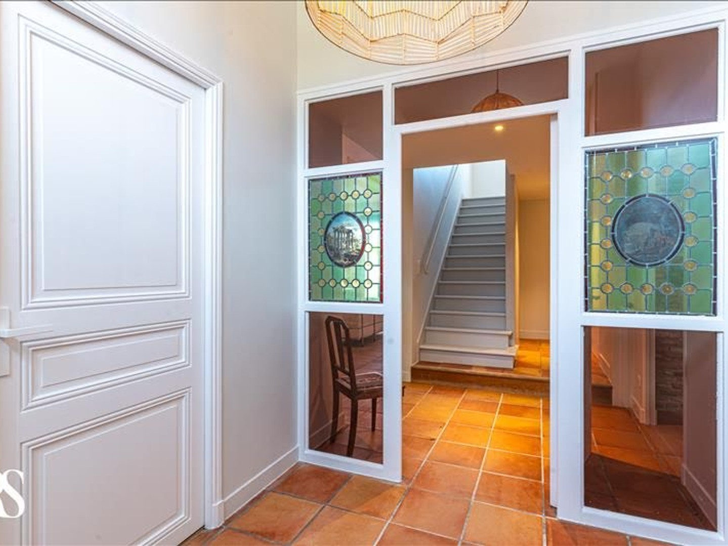 Maison 8 pièces 235 m²