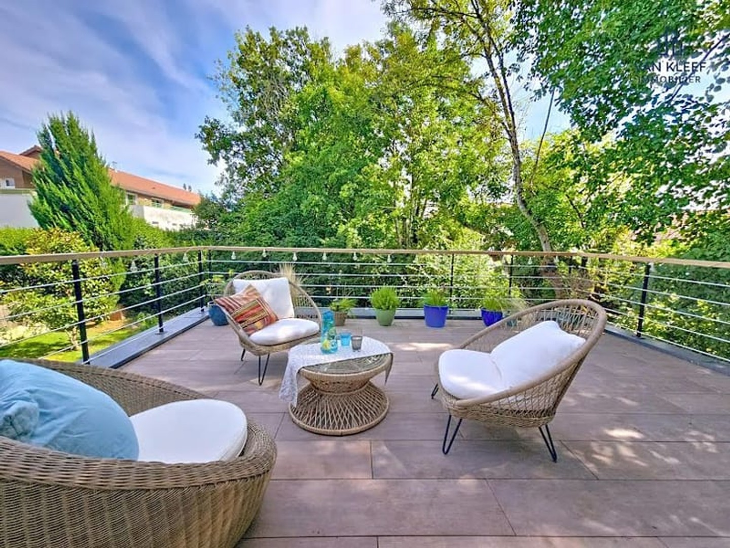 Maison à vendre - 5 pièces - 187m2 - Prévessin-Moëns (01280)