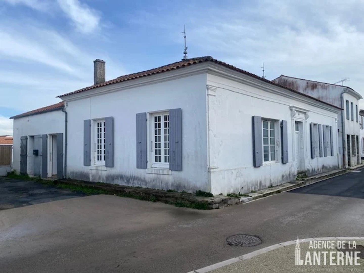 Maison à vendre - 4 pièces - 107m2 - Saint-Pierre-D'ol... (17310)