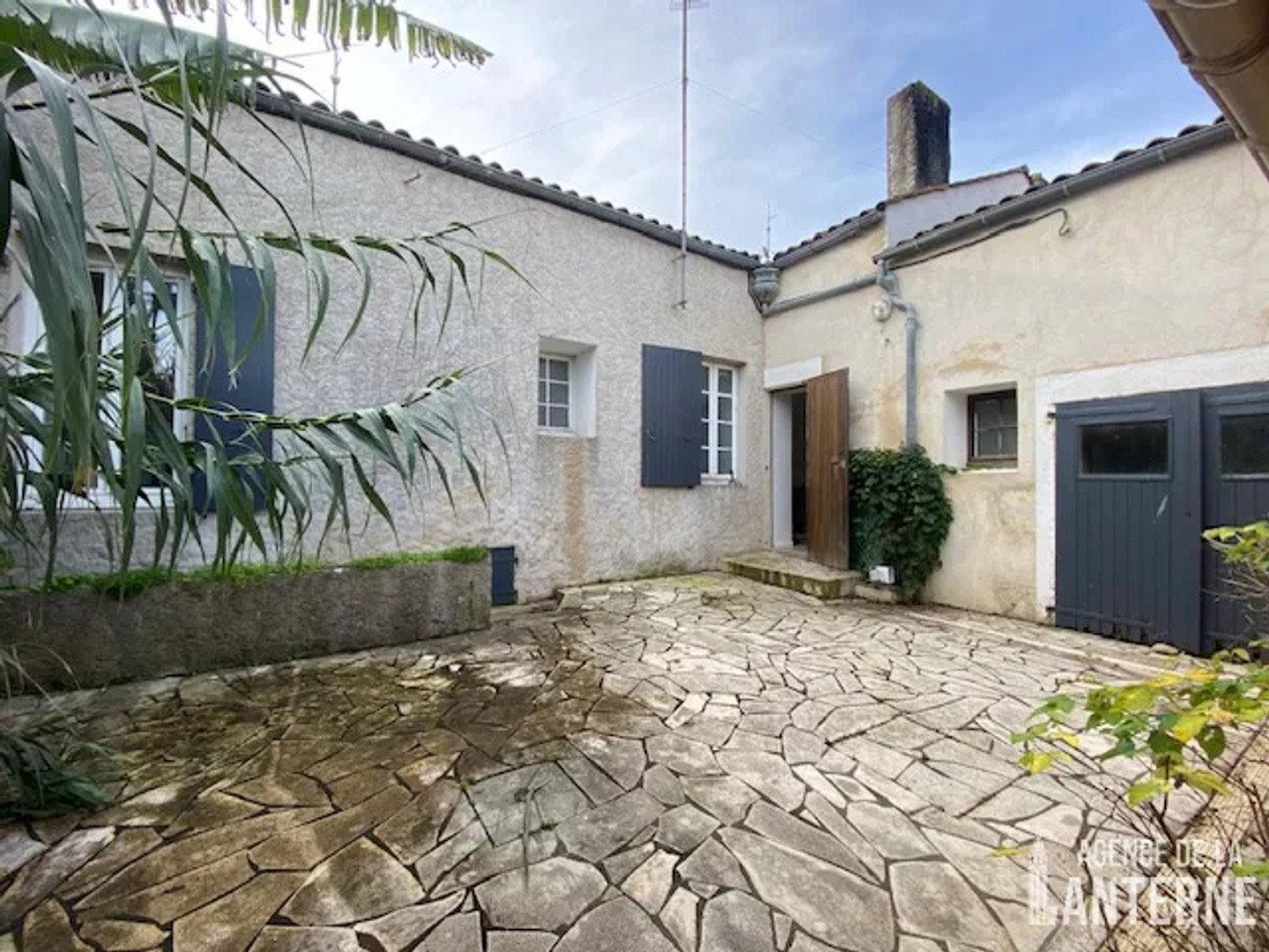 Maison à vendre - 4 pièces - 107m2 - Saint-Pierre-D'ol... (17310)