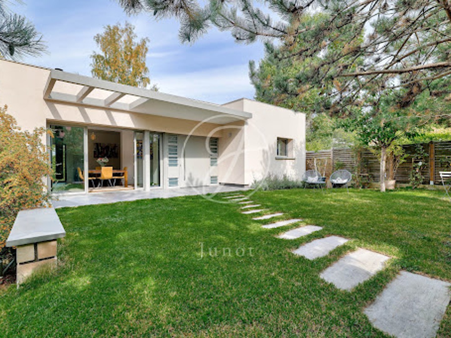 Maison 9 pièces 240 m²