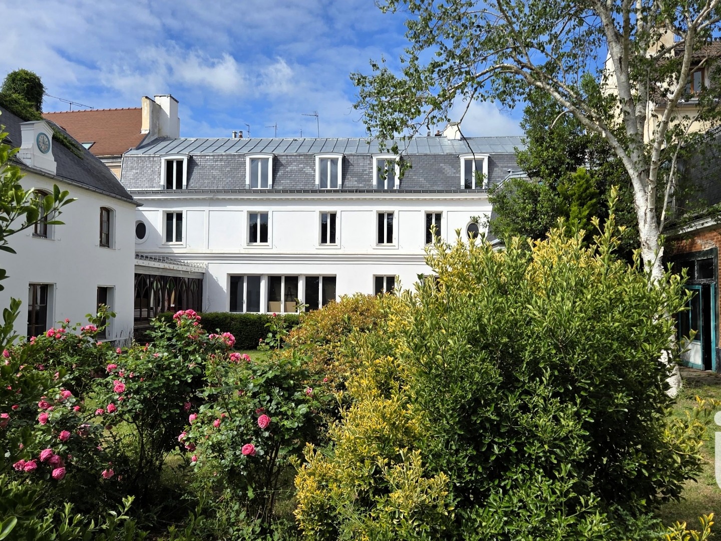 Maison 16 pièces 610 m²