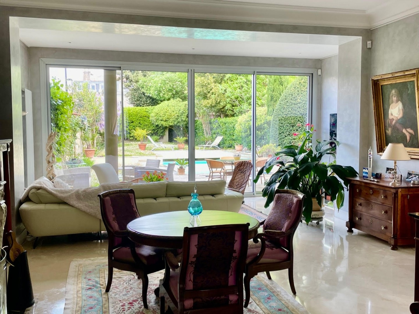 Maison 10 pièces 277 m²