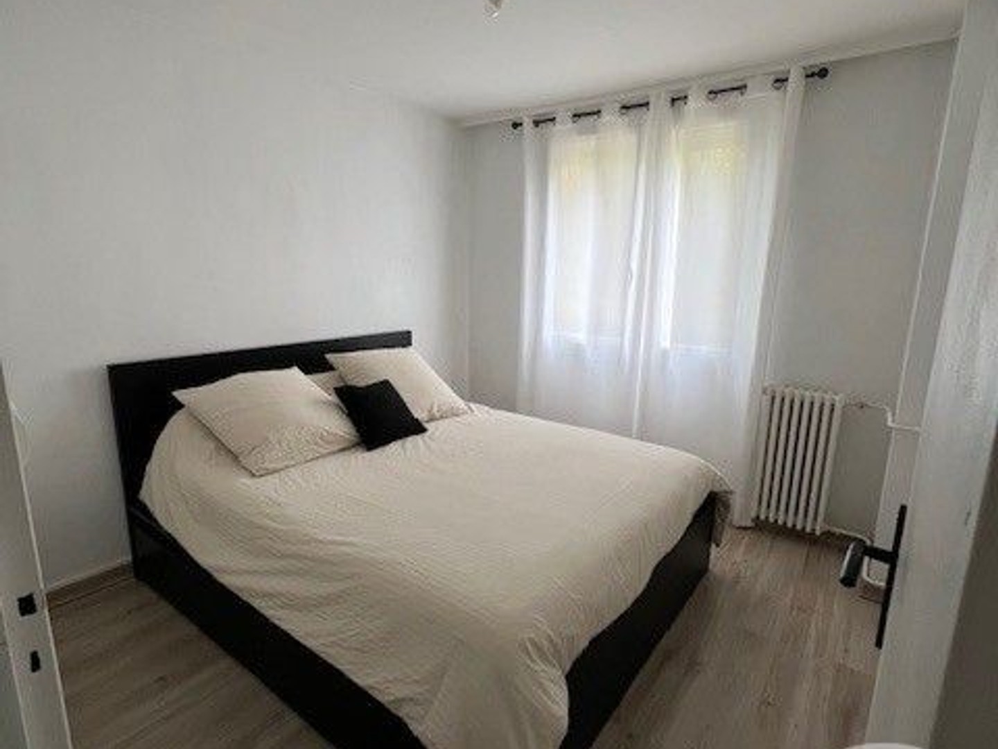 Appartement à vendre - 4 pièces - 68m2 - Bourgoin-Jallieu (38300)