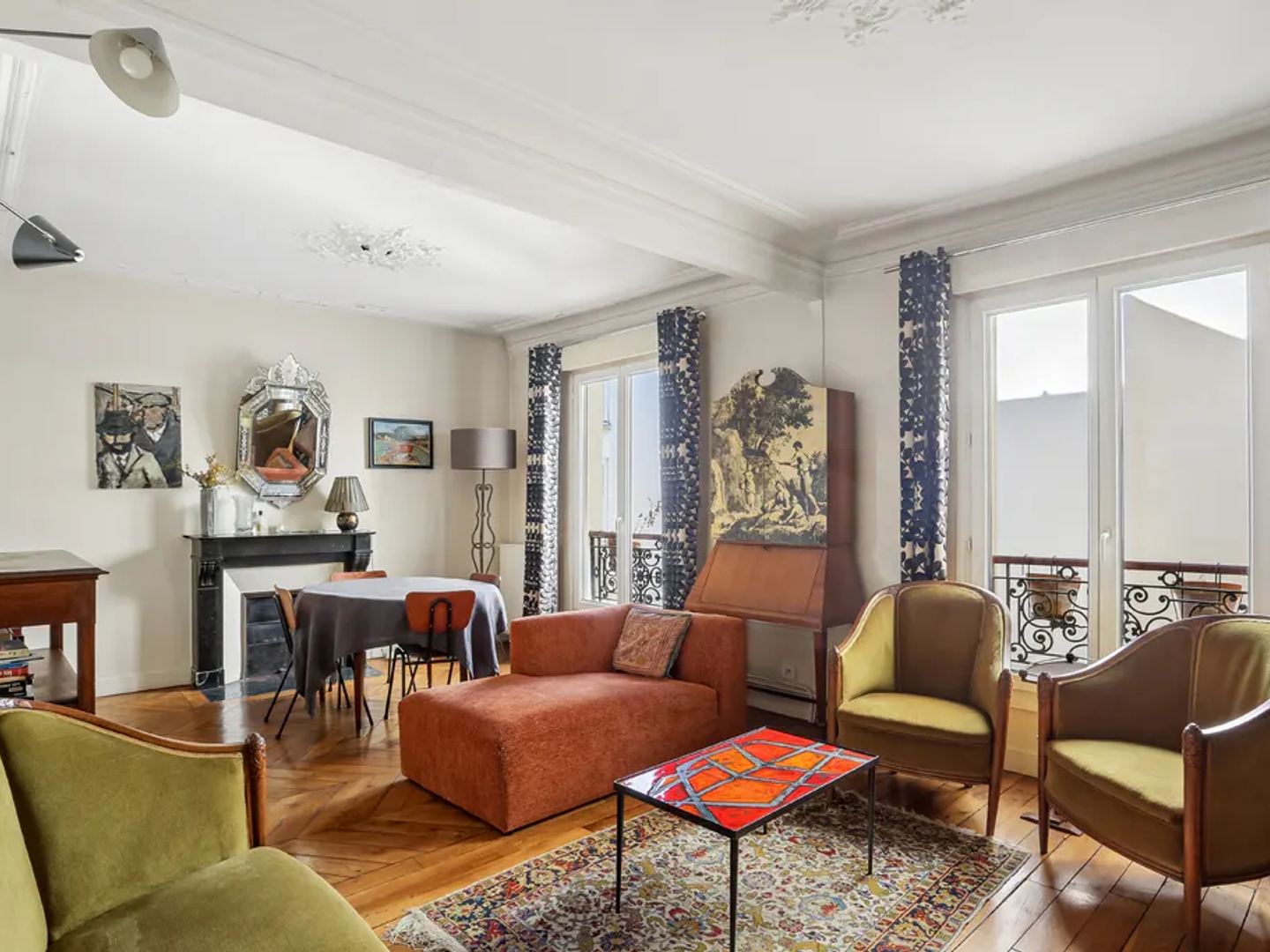 Paris 10e - Élégant 2 pièces traversant de 46 m² au calme absolu, au coeur d'un îlot arboré