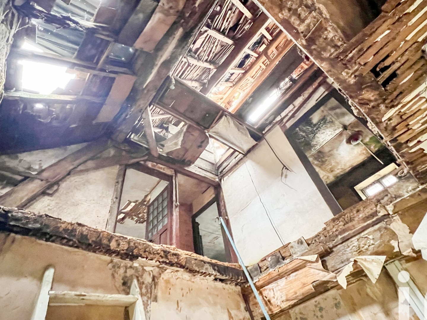Maison à vendre - 5 pièces - 168m2 - Chissey-En-Morvan (71540)