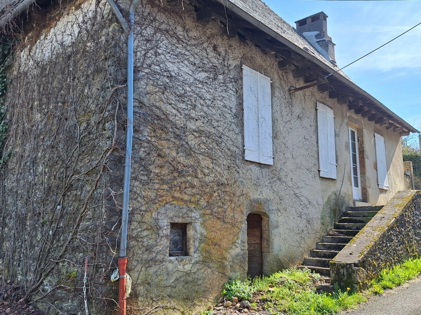 Maison à vendre - 4 pièces - 116m2 - Saint-Santin-Cant... (15150)