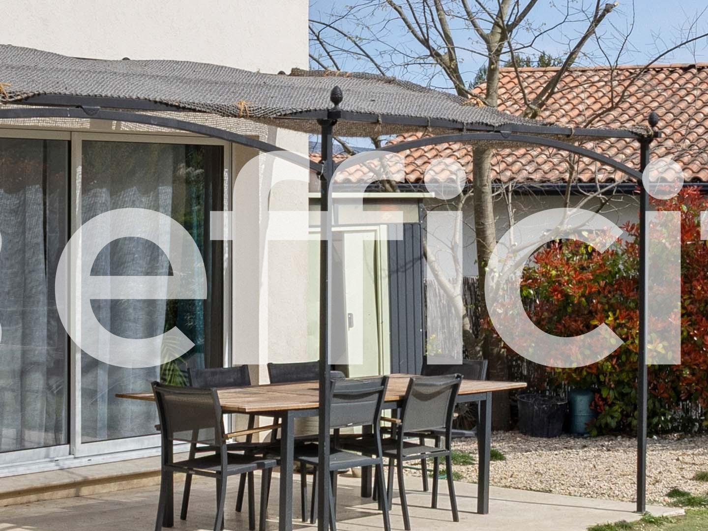 Maison à vendre - 5 pièces - 96m2 - Peynier (13790)