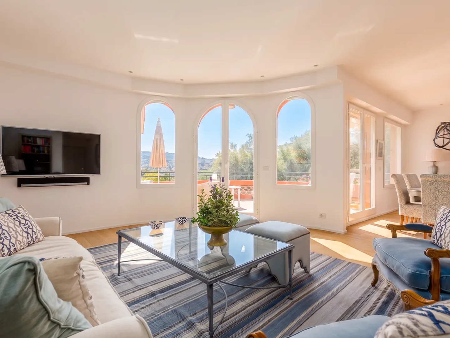 Appartement à vendre - 4 pièces - 128m2 - Saint-Jean-Cap-Fe... (06230)