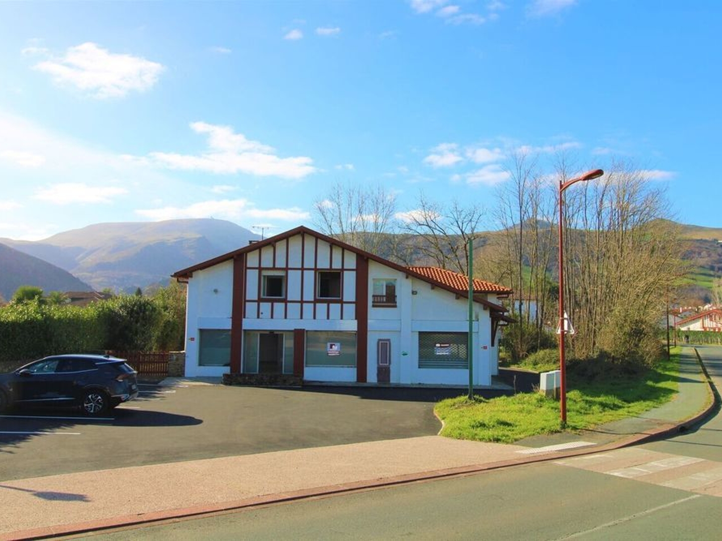 APPARTEMENT + LOCAL PROFESSIONNEL