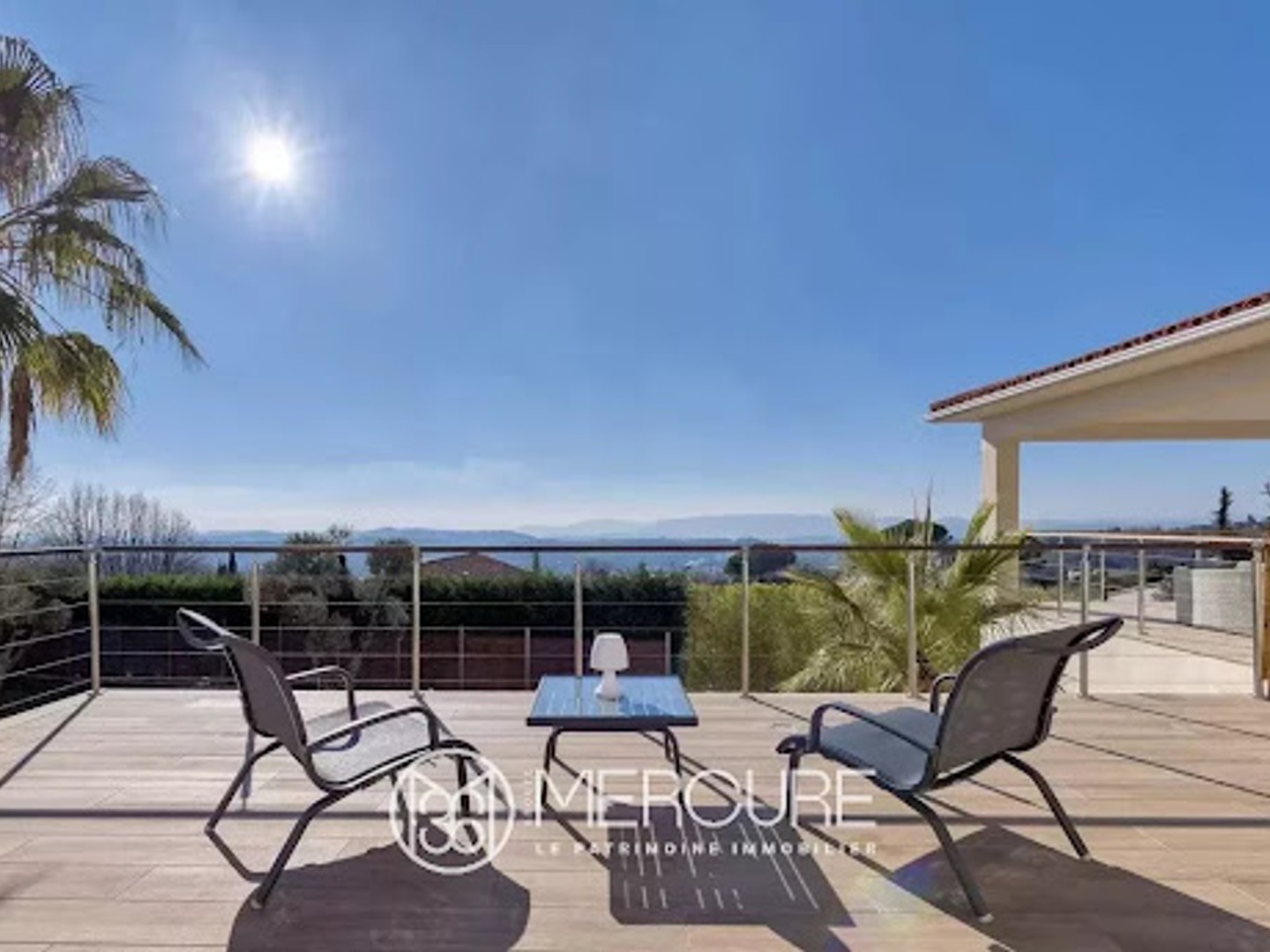 Villa 9 pièces 294 m²