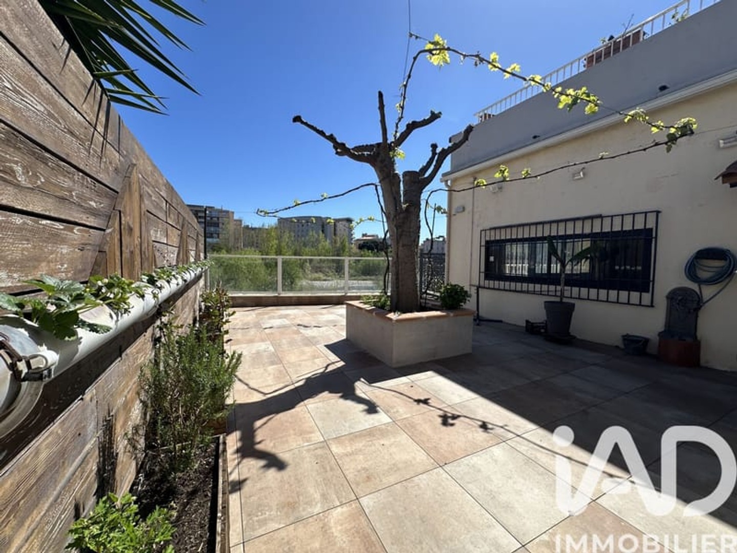 Magasin à vendre - 193m2 - Perpignan (66000)