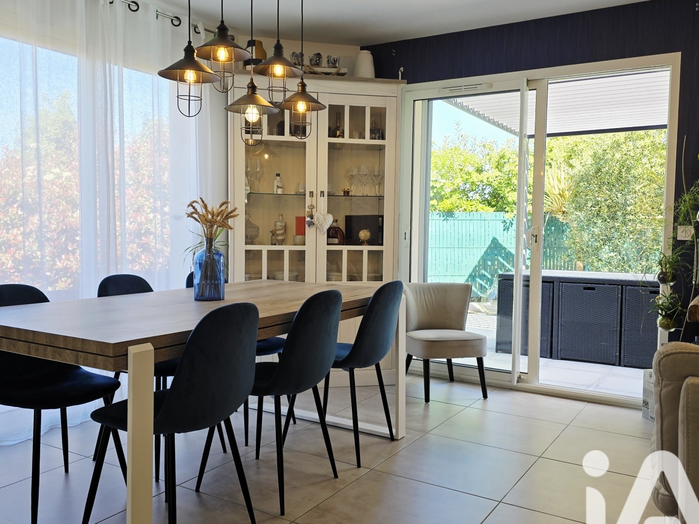 Maison à vendre - 4 pièces - 85m2 - Échillais (17620)