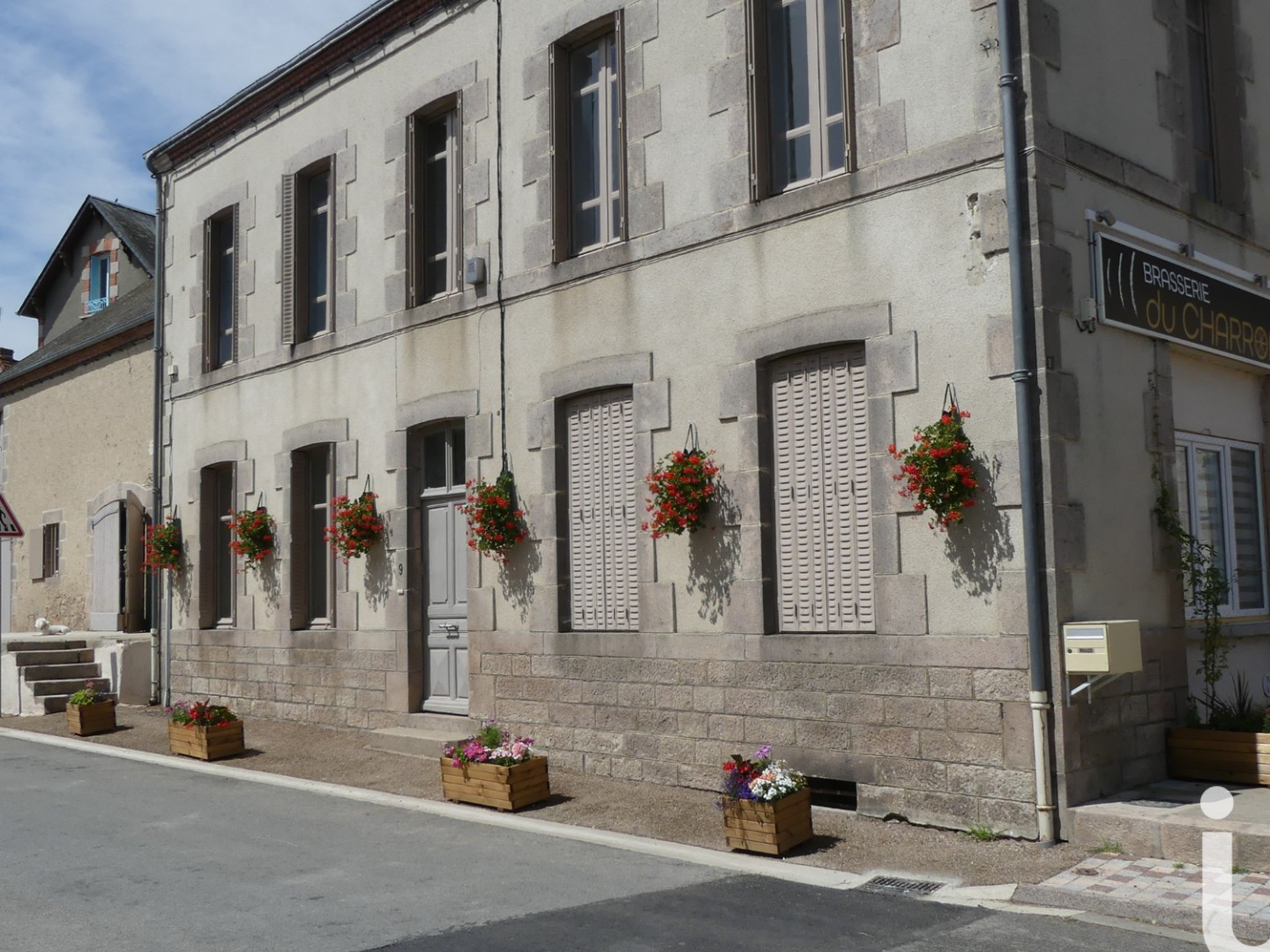Maison à vendre - 8 pièces - 250m2 - Soumans (23600)
