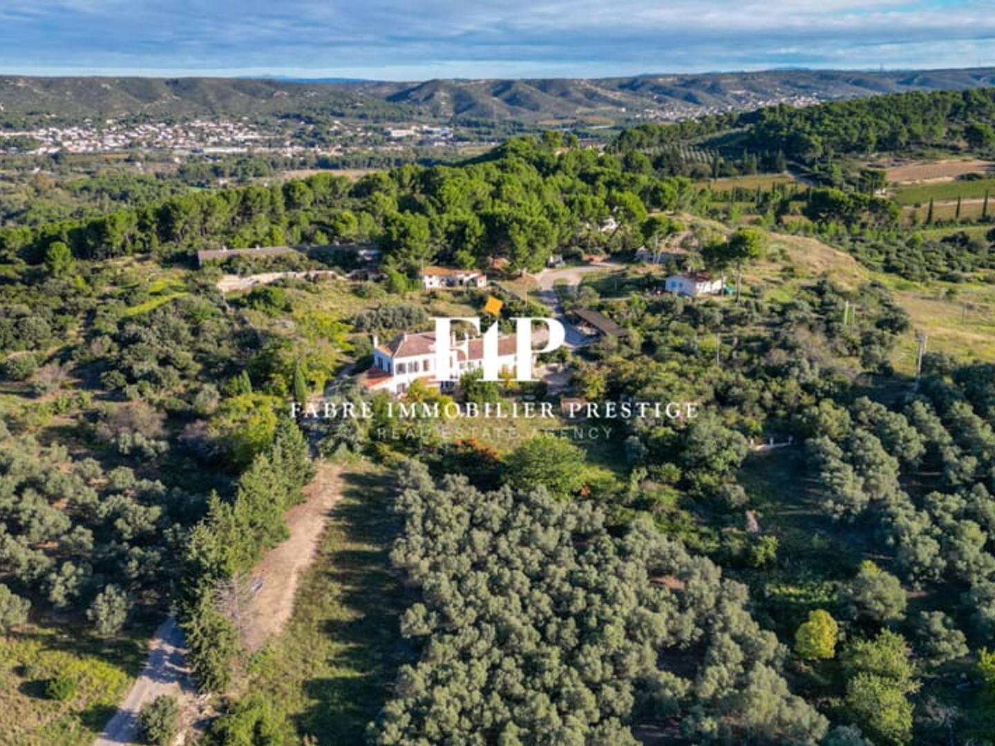 Terrain à vendre - 400000m2 - Velaux (13880)