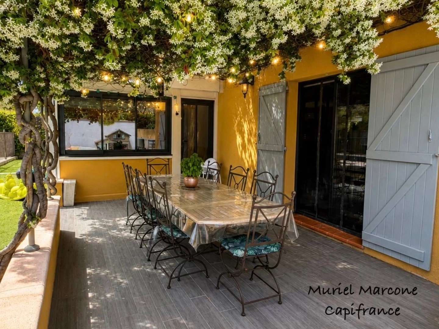 Maison à vendre - 6 pièces - 137m2 - Pertuis (84120)