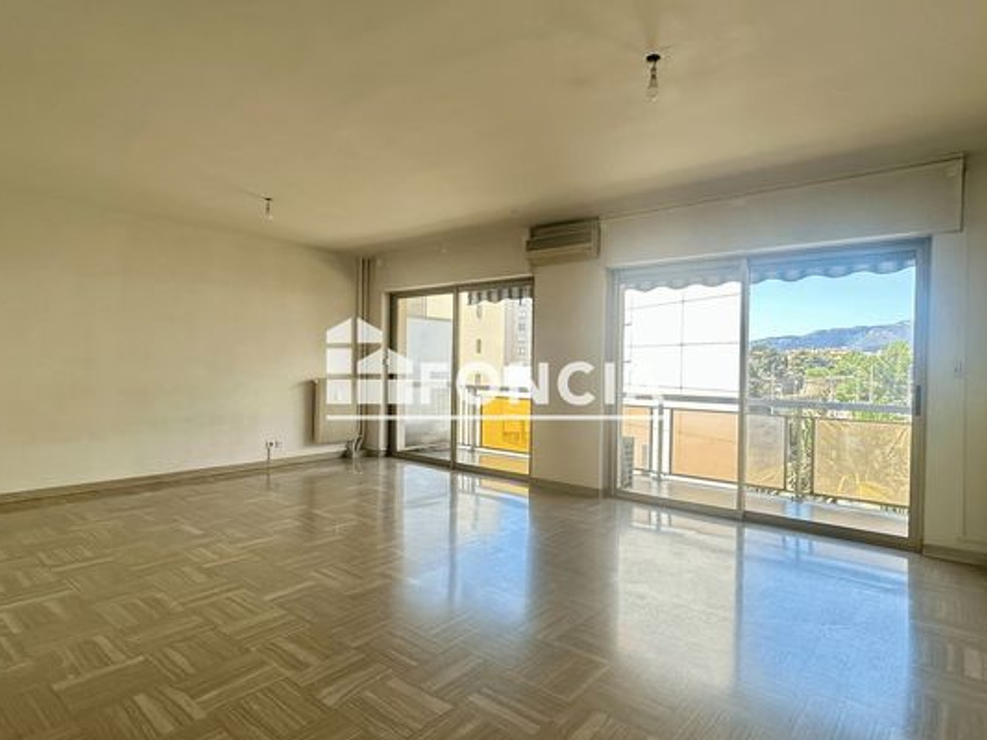 Appartement à vendre - 4 pièces - 82m2 - Toulon (83000)