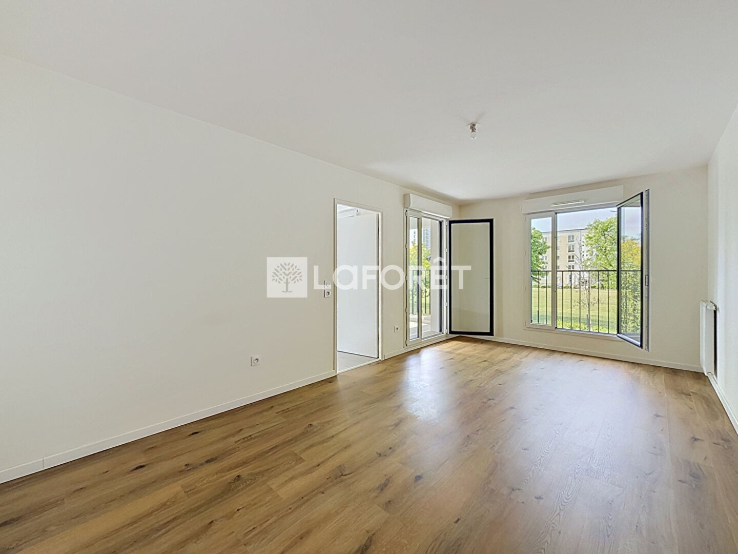 Appartement à vendre - 4 pièces - 76m2 - Vernouillet (78540)