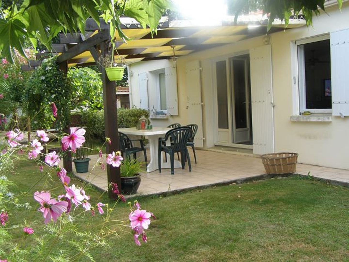 MAISON AVEC DEPENDANCE