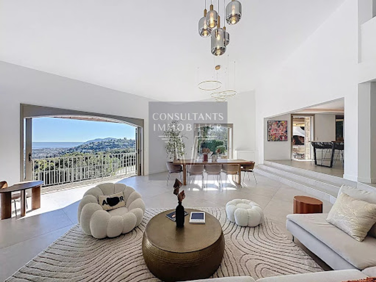 Maison 7 pièces 307 m²