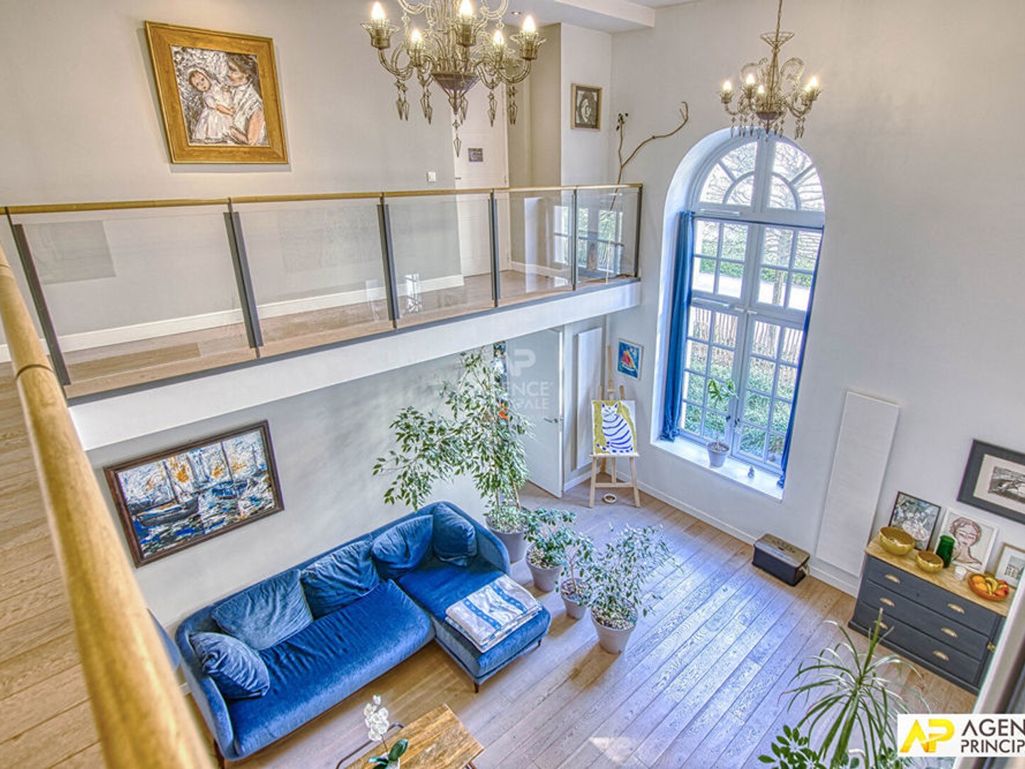 Versailles Notre-Dame "les carrés Richaud" Triplex d'exception de 168 m² carrez occupant 3 niveaux d'un superbe immeuble jouissa