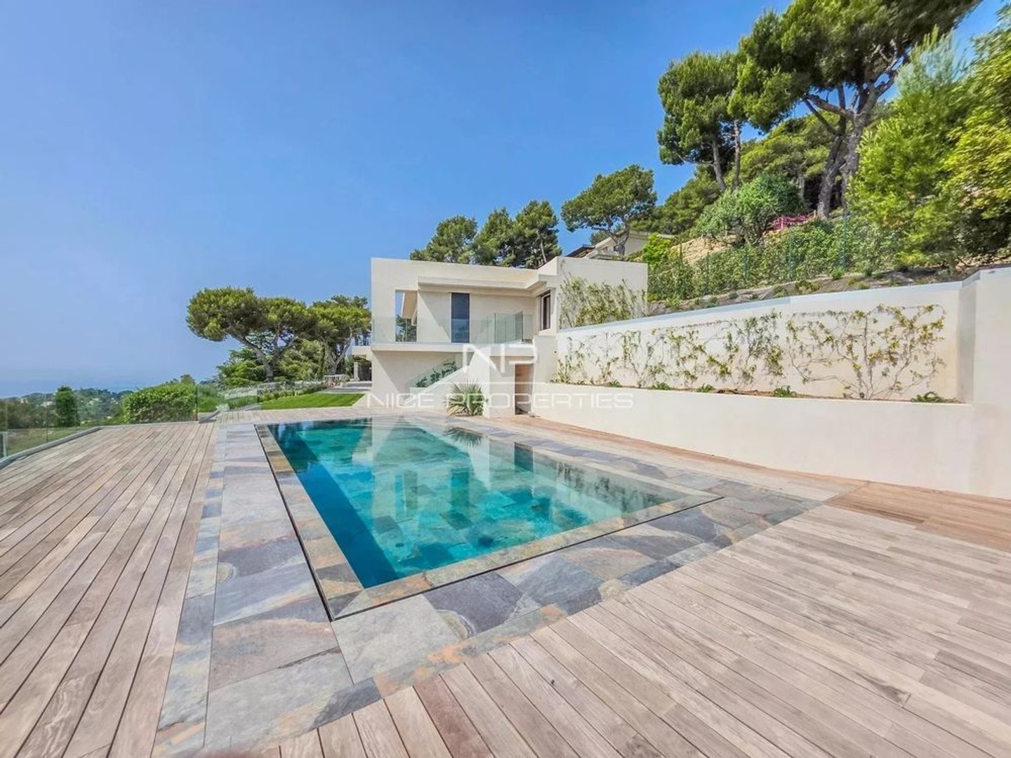 Maison à vendre - 5 pièces - 277m2 - Menton (06500)