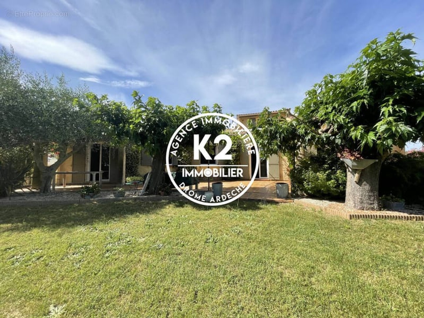 Maison à vendre - 6 pièces - 155m2 - Lapalud (84840)