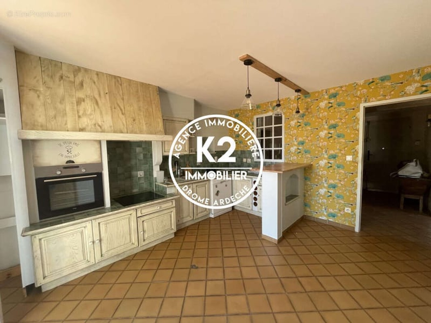 Maison à vendre - 6 pièces - 155m2 - Lapalud (84840)