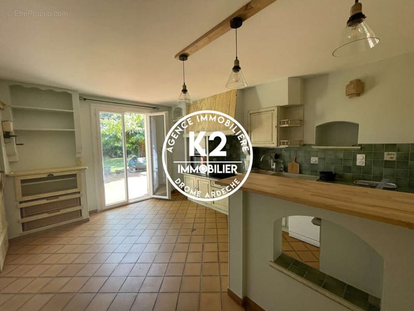 Maison à vendre - 6 pièces - 155m2 - Lapalud (84840)
