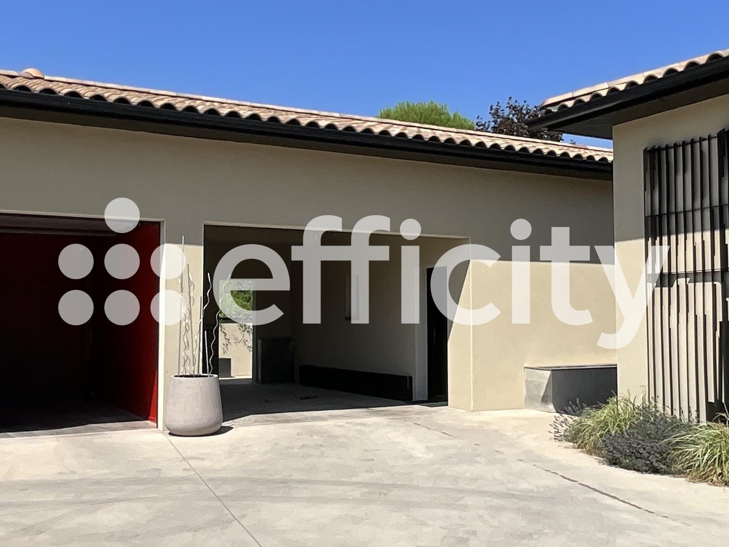 Maison à vendre - 9 pièces - 219m2 - Saint-Lager-Bressac (07210)