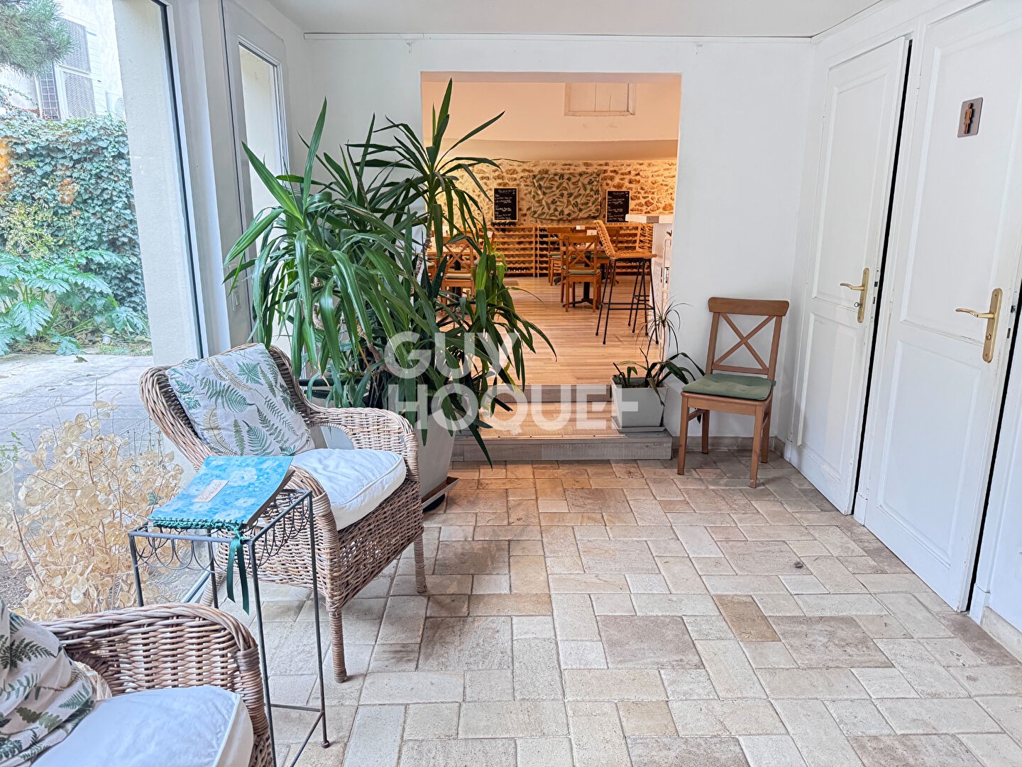 Immeuble à vendre - 15 pièces - 417m2 - Mennecy (91540)
