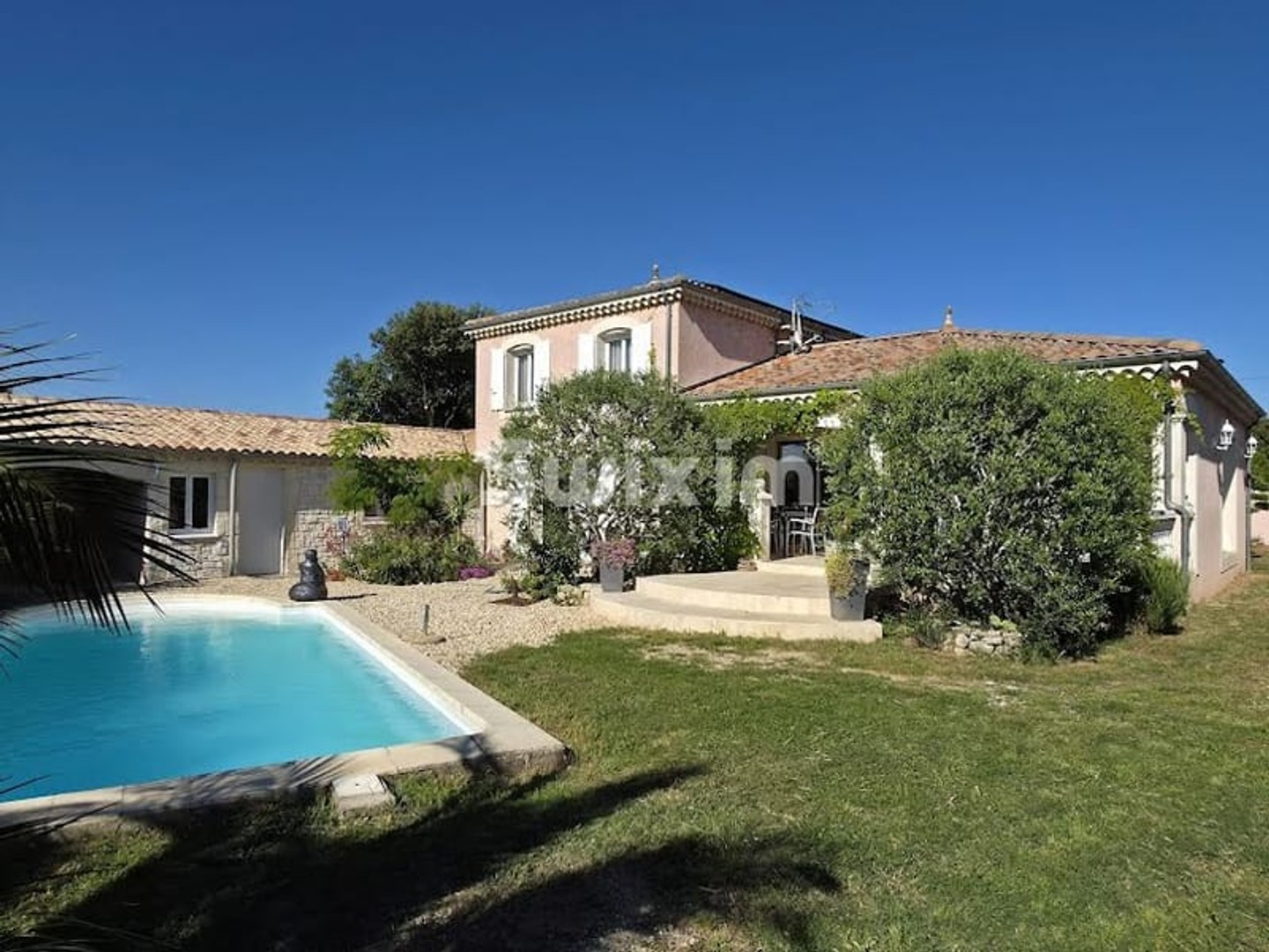 Maison à vendre - 6 pièces - 147m2 - Donzère (26290)