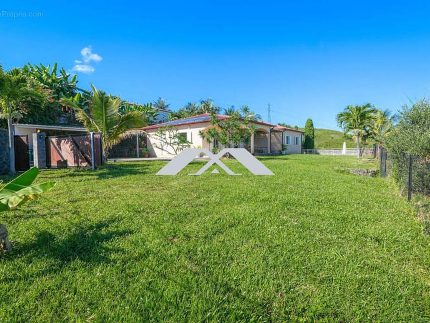 Maison à vendre - 5 pièces - 138m2 - La Possession (97419)