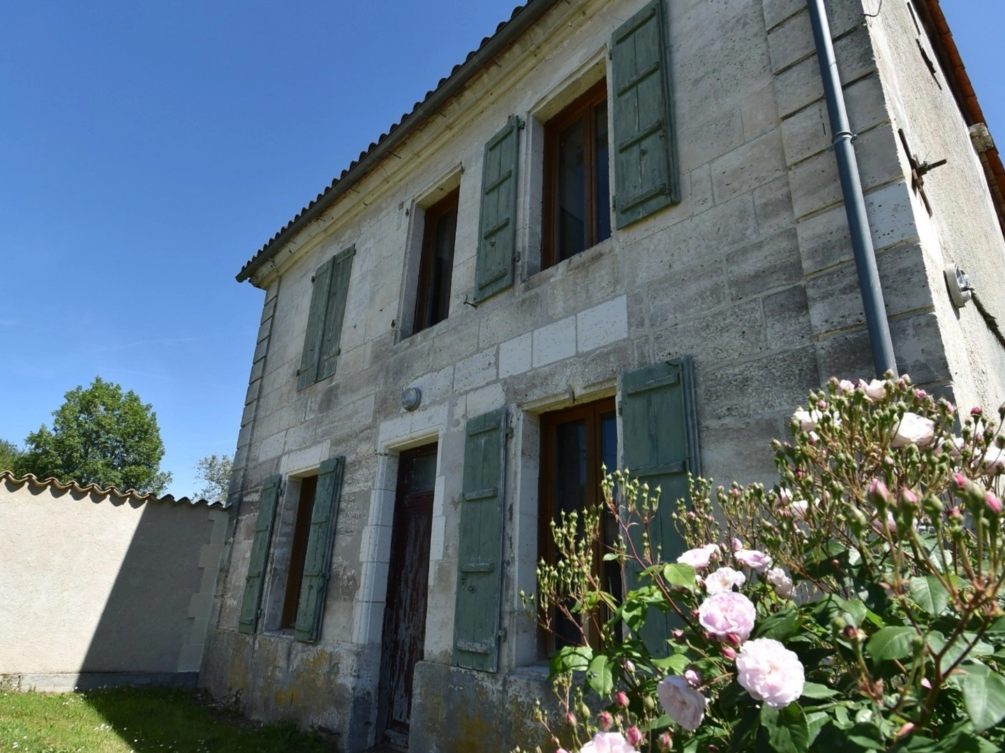 Maison à vendre - 3 pièces - 79m2 - Magnac-Lès-Gardes (16320)