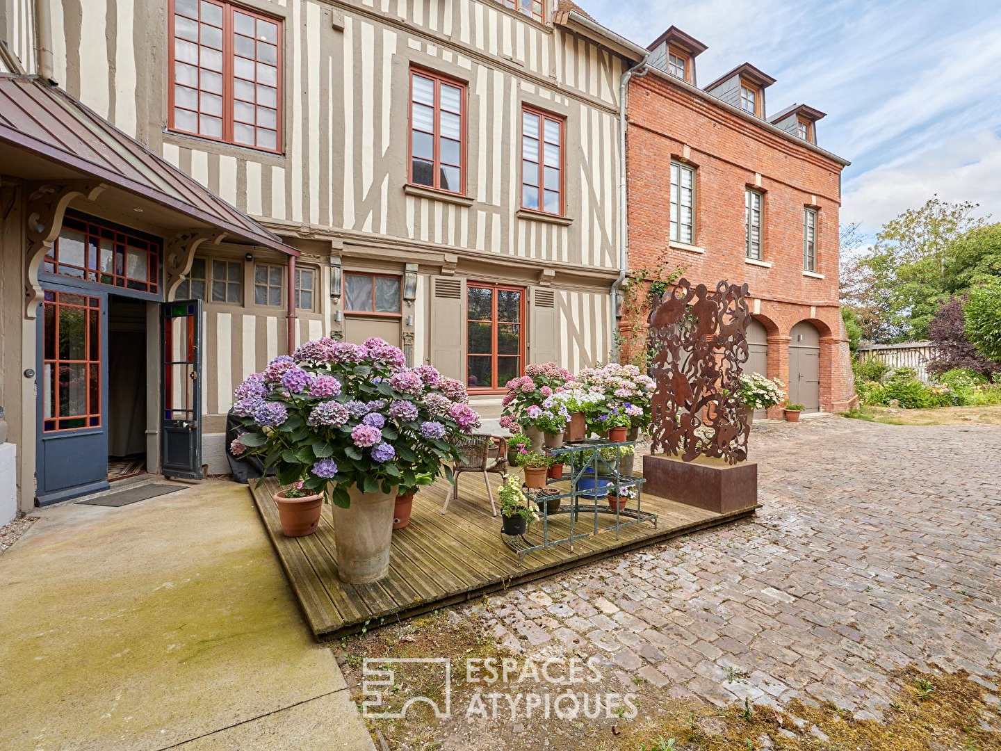 Maison à vendre - 16 pièces - 390m2 - Pont-L'évêque (14130)