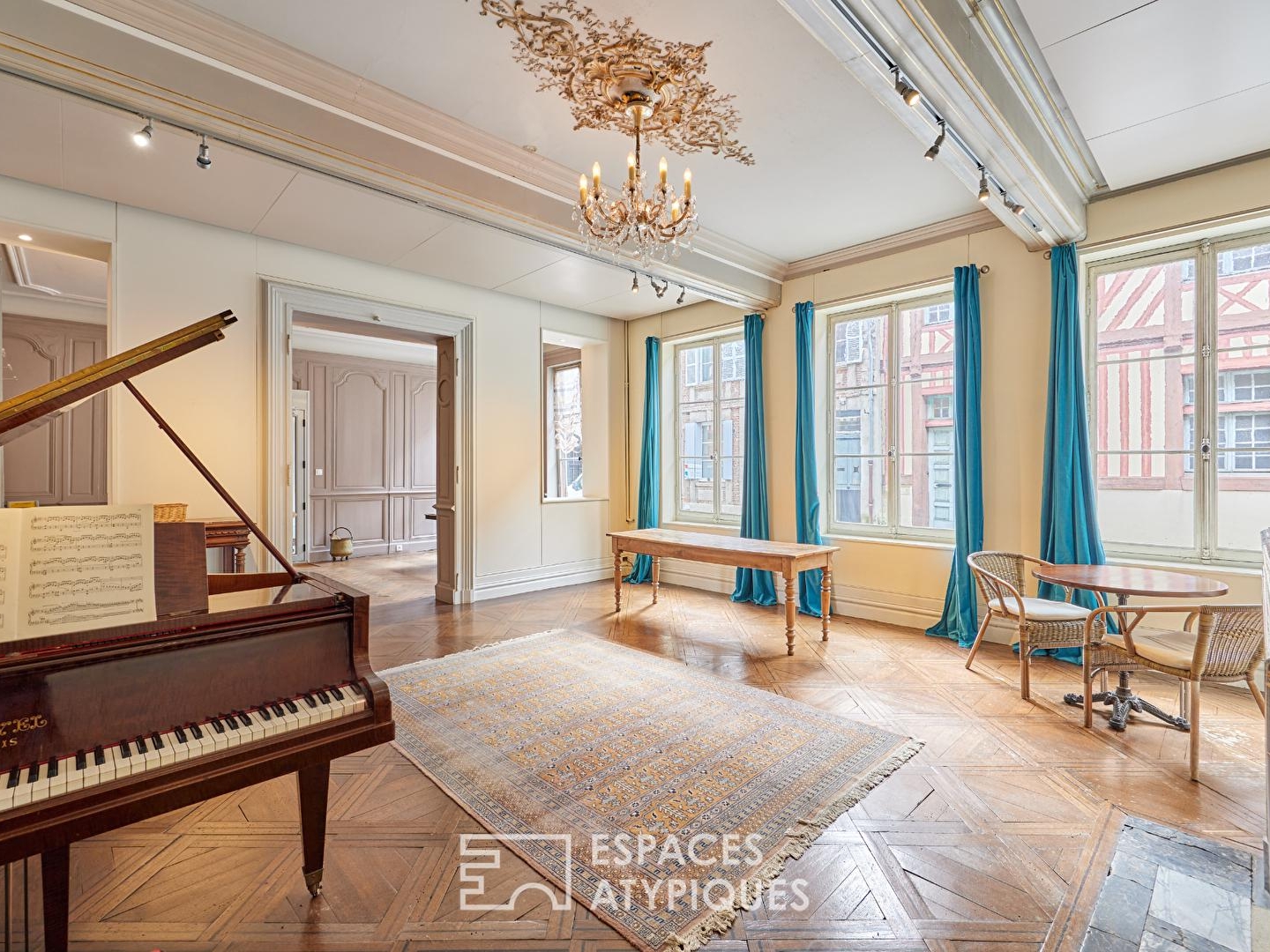 Maison à vendre - 16 pièces - 390m2 - Pont-L'évêque (14130)