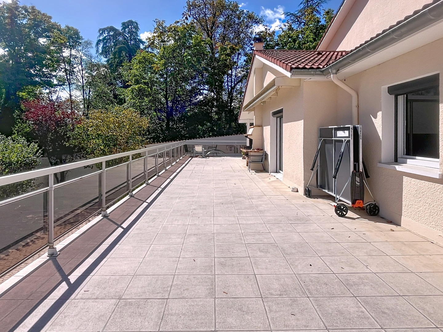 Maison à vendre - 7 pièces - 190m2 - Vernaison (69390)
