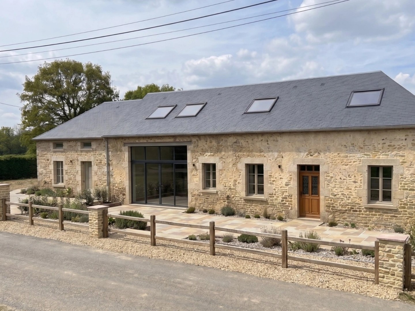 Maison à vendre - 3 pièces - 230m2 - Saint-Arnoult-Des... (28190)