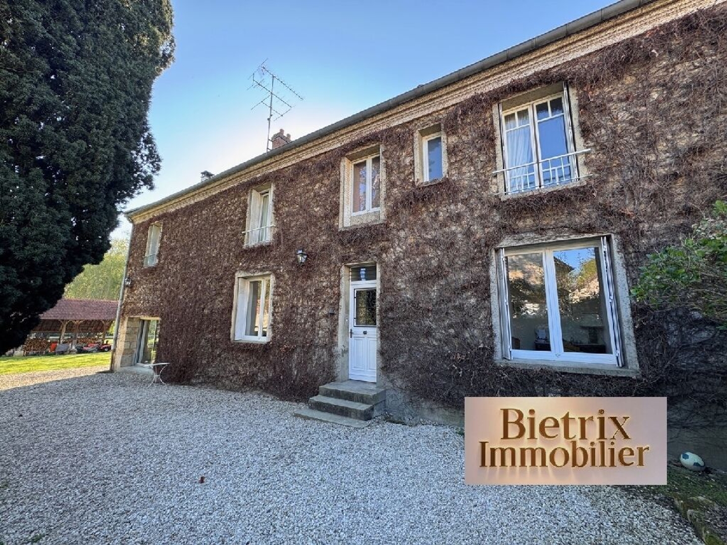 Maison à vendre - 9 pièces - 247m2 - L'isle-Adam (95290)