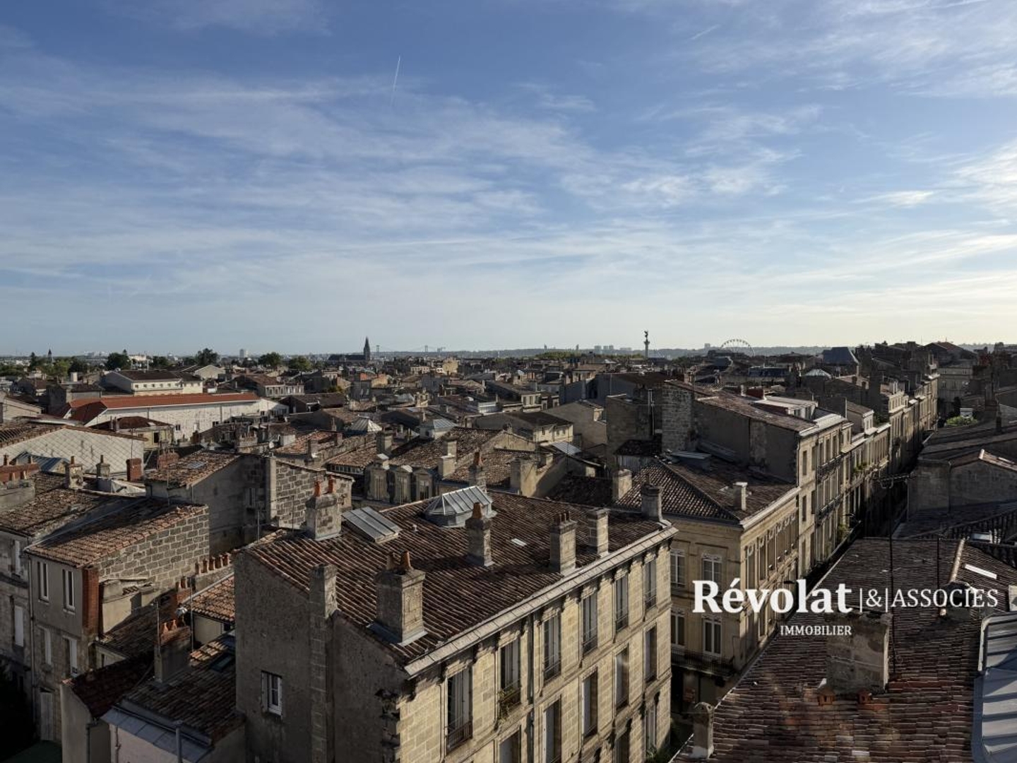 Appartement à vendre - 4 pièces - 116m2 - Bordeaux (33000)