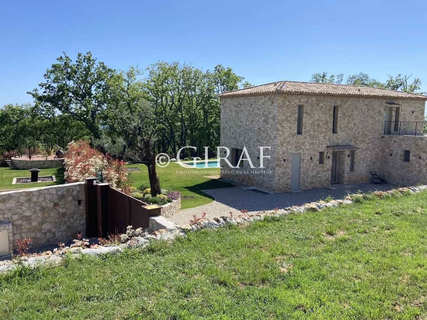 Maison à vendre - 5 pièces - 180m2 - Vence (06140)