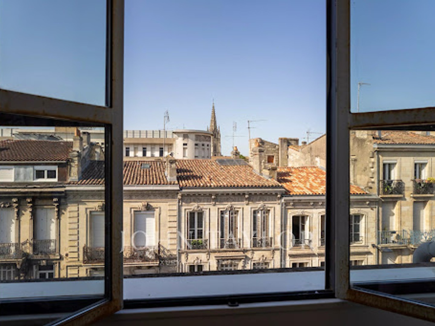 Appartement à vendre - 3 pièces - 76m2 - Bordeaux (33000)