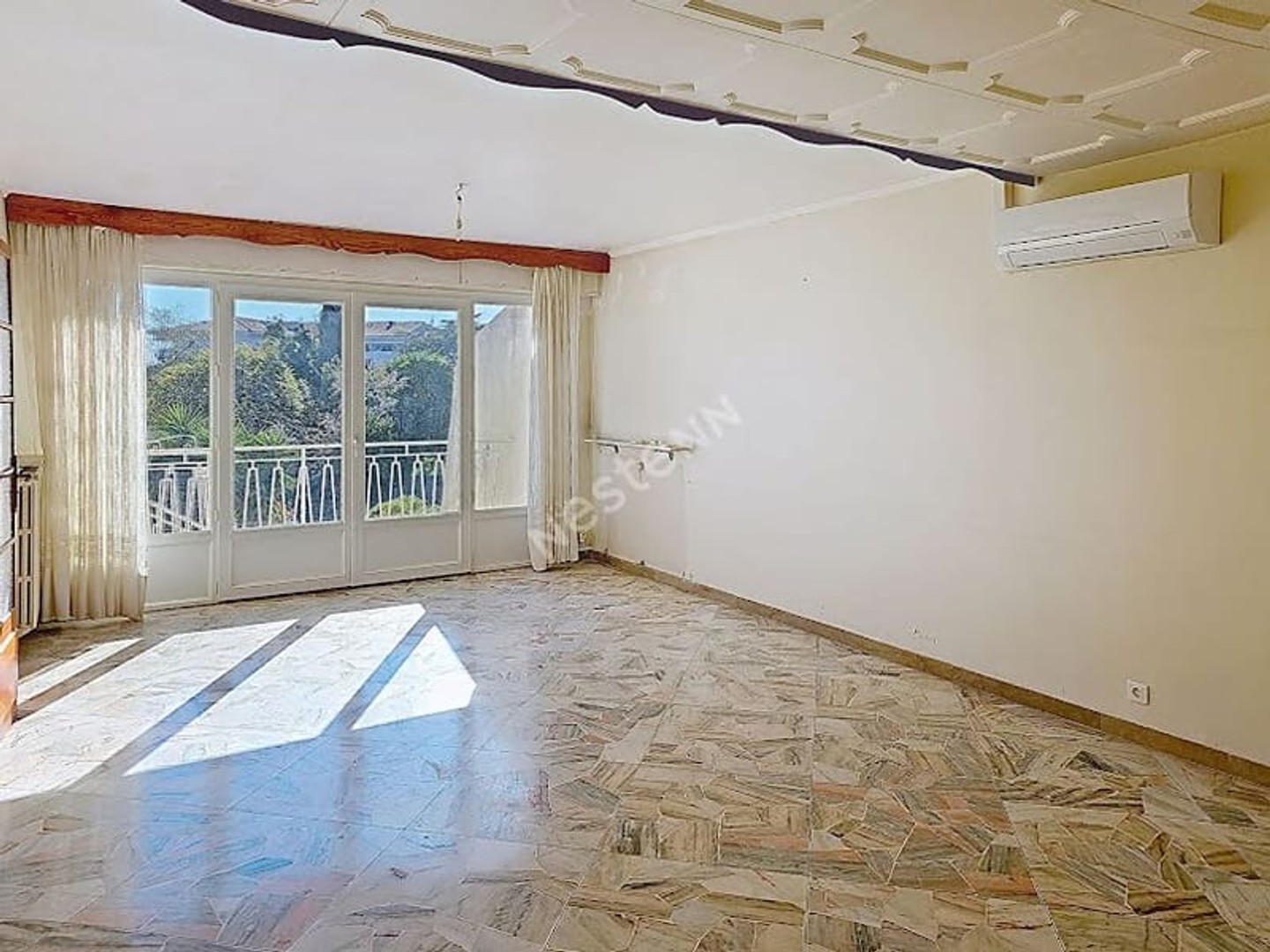 Appartement à vendre - 6 pièces - 143m2 - Sanary-Sur-Mer (83110)