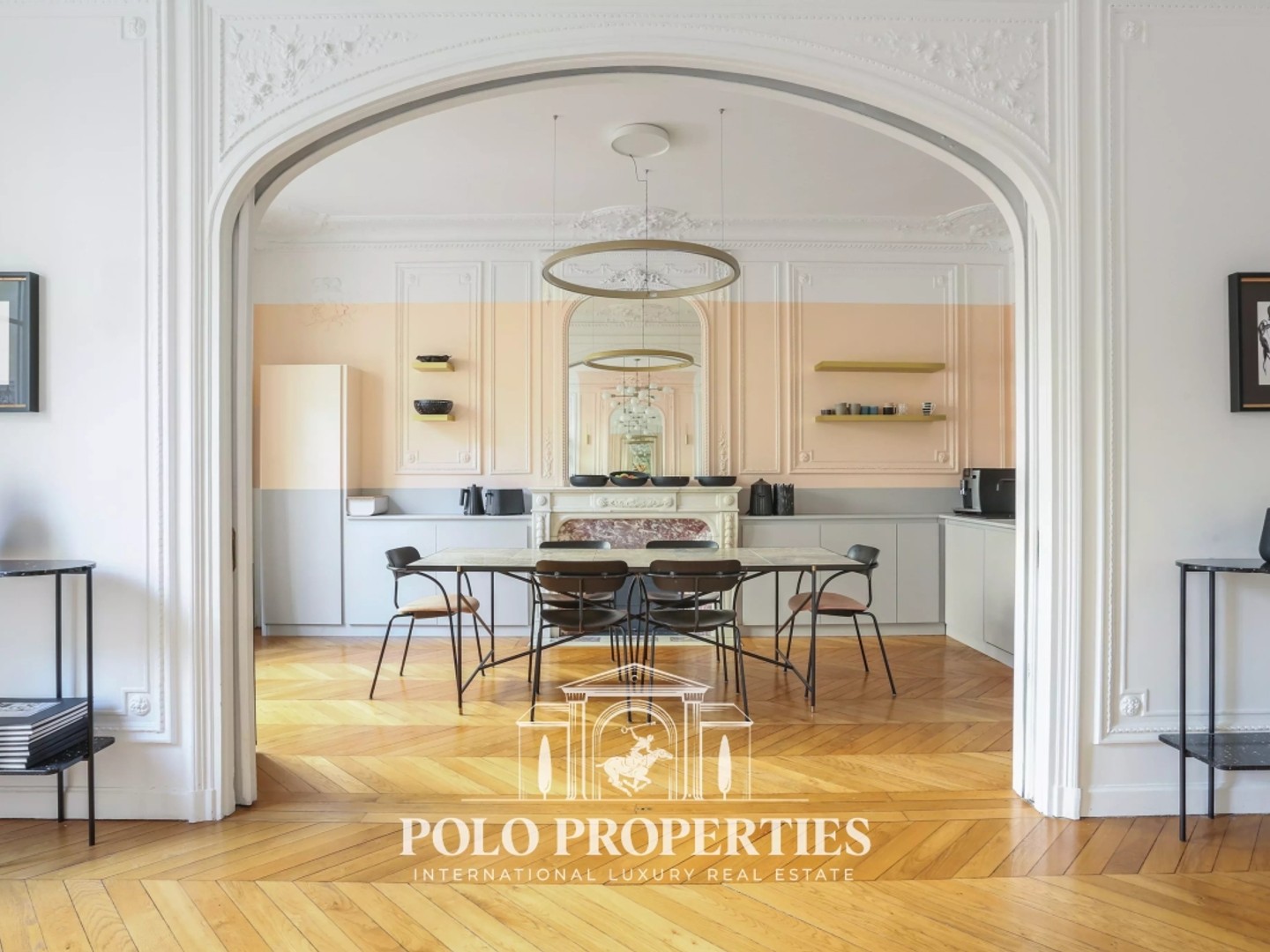 Appartement à vendre - 182m2 - Paris 16e (75016)