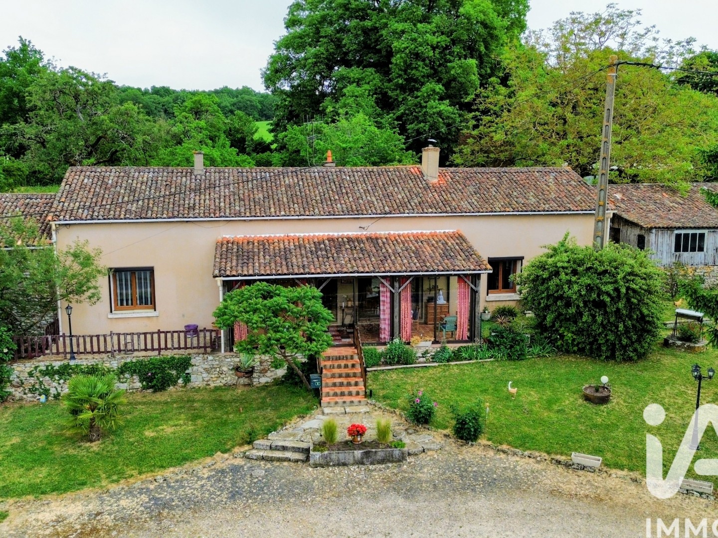 Maison à vendre - 6 pièces - 125m2 - Civaux (86320)