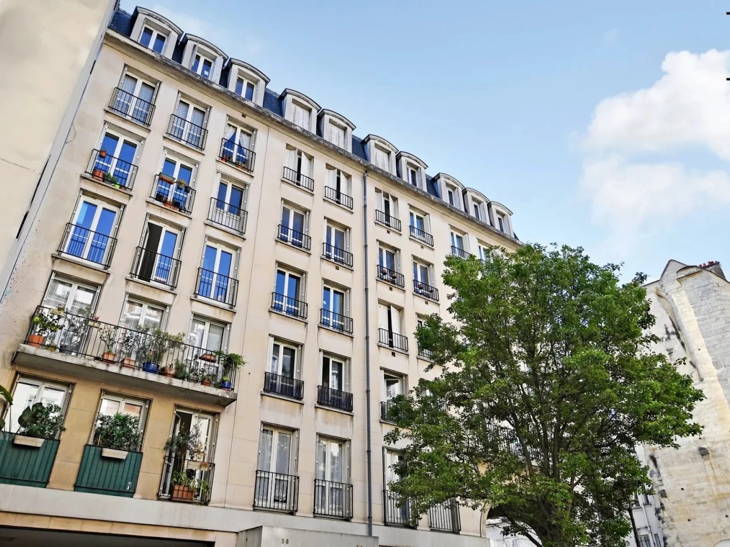 Parking / garage / box à vendre - 13m2 - Paris 4e (75004)