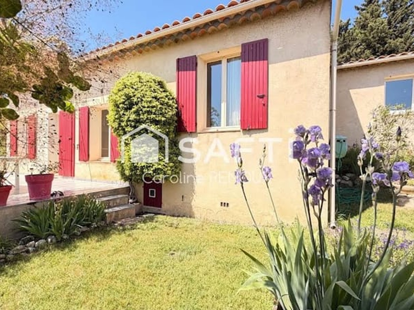 Maison à vendre - 5 pièces - 117m2 - Lauris (84360)